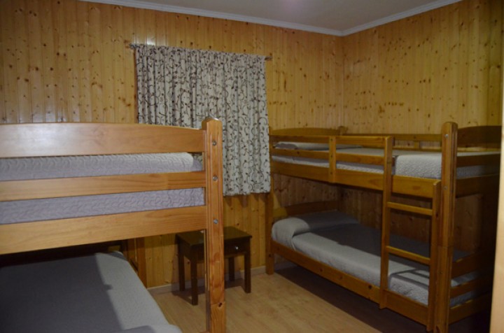 Bungalow 2 Bedrooms with Bunk Bed - Beds